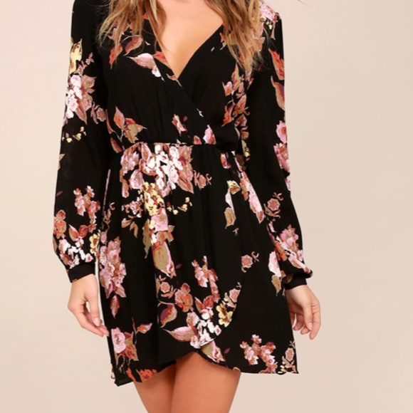 Dress - Picture 3 of 3